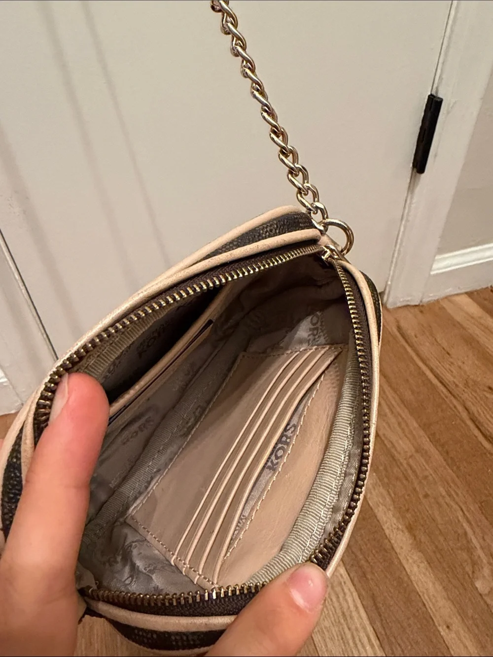 Michael Kors Mini crossbody